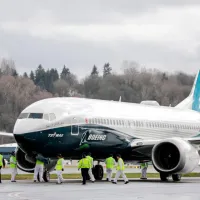 737 MAX