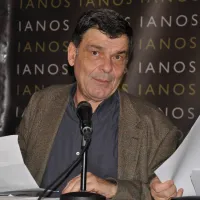 Δημήτρης Πλουμπίδης