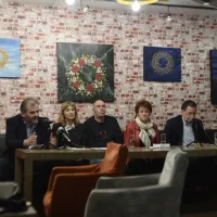 ΛΑΕ ΚΟΜΜΑ ΠΕΙΡΑΤΩΝ