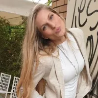 Σάρα Εσκενάζι