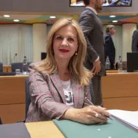Μερόπη Τζούφη