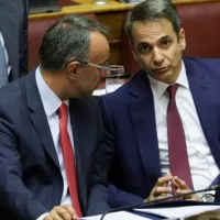 Κυριάκος Μητσοτάκης και Χρήστος Σταϊκούρας 