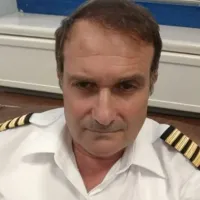Νίκος Καρυστινός