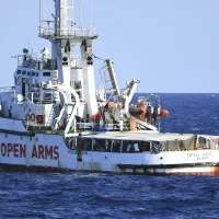 open arms metanastes italia