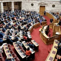 Ψηφίστηκε το νομοσχέδιο για το επιτελικό κράτος
