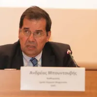 andreas_mpoyntoybis