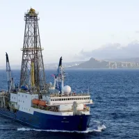 θάλασσα πλοίο σαντορίνη ηφαίστειο