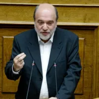Τρύφων Αλεξιάδης