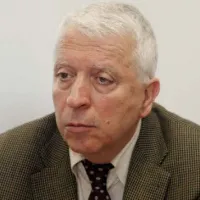 Κώστας Μουτζούρης