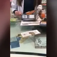 Φαρμακοποιός