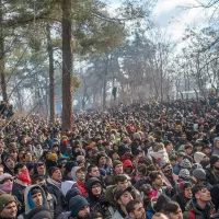 πρόσφυγες και μετανάστες στα σύνορα Ελλάδας Τουρκίας 