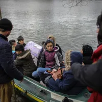 πρόσφυγες και μετανάστες στα σύνορα Ελλάδας Τουρκίας