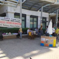Πλατεία Κοραή