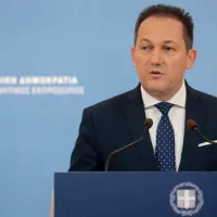 Στ Πέτσας