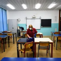 sxoleio italia