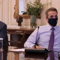 Σ. Τσιόδρας και Κ. Μητσοτάκης