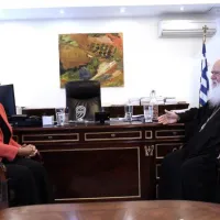 Νίκη Κεραμέως και αρχιεπίσκοπος Ιερώνυμος