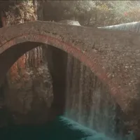 gefyri palaiokaryas