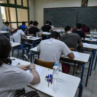 πανελλήνιες 2021 εξετάσεις μαθητές στην τάξη
