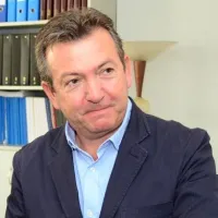 Χρήστος Τσιόλιας