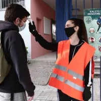 Πότε ανοίγουν τα σχολεία μαθητές τεστ