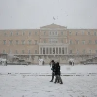 kakokairia mhdeia athina