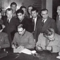 Η συμφωνία της Βάρκιζας - Εκδήλωση
