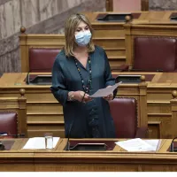 Ζέττα Μακρή
