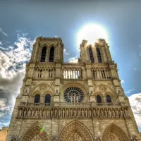 panagiatwnparisiwn