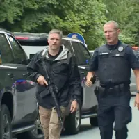 police voreia karolina pyrovolismoi sxoleio mathitis
