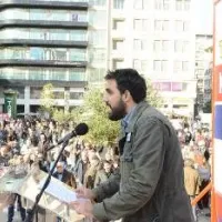 συνδικαλιστής του ΠΑΜΕ, πόντιουμ, ομιλία, άνδρας, διαδήλωση, συγκέντρωση