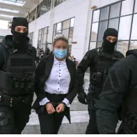 Επίθεση με βιτριόλι: Η Έφη Κακαράντζουλα στη δίκη