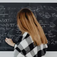 Πανελλήνιες: Τα θέματα των 10 τελευταίων ετών στα μαθηματικά