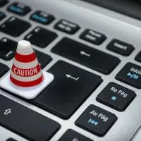 gdpr caution keybord προσωπικά δεδομένα, πληκτρολόγιο, διαδίκτυο, υπολογιστής