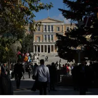 Νέα μέτρα για τους ανεμβολίαστους