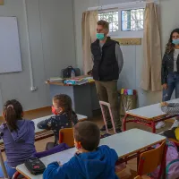 Εκπαιδευτικοί στο σχολείο
