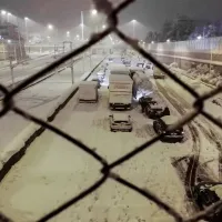 χιόνια, δρόμος, αποκλεισμένα αυτοκίνητα Αττική Οδός, κακοκαιρία