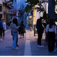 κόσμος ουρές πανδημία κορονοϊός