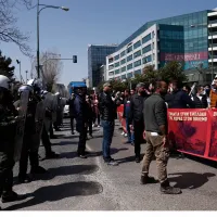 Επίθεση ΜΑΤ σε απεργούς στη Θεσσαλονίκη