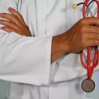 γιατρός στηθοσκόπιο