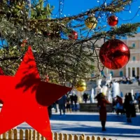 χριστούγεννα, δέντρο, στολίδια, πλατεία Συντάγματος, Βουλή, κόσμος, γιορτές, μέτρα