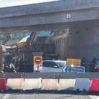 Κατέρρευσε γέφυρα στα Μέγαρα