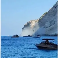 Βράχια στη Ζάκυνθο μετά τον σεισμό