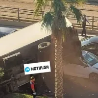 Τροχαίο με φορτηγό στο Νέο Φάληρο