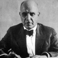 dimitris-glinos