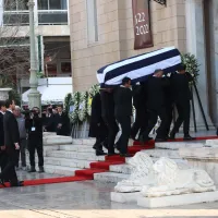 κηδεία τεως