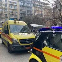 Νεκρή η γυναίκα που έπεσε από μπαλκόνι 