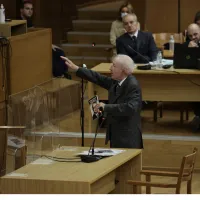 πλεύρης χαιρετισμός