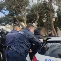 προσαγωγή