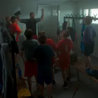 αγορια στο ντουζ
